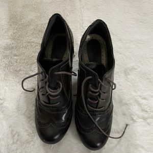 Rialto Black Oxford Heels